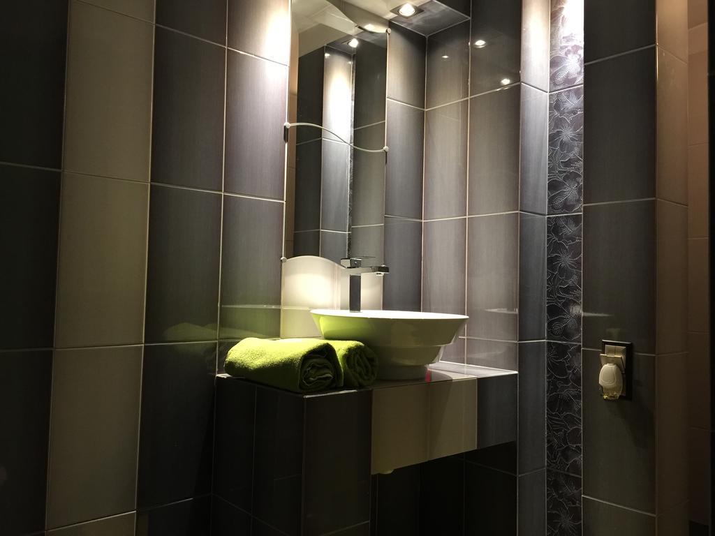 Апартаменты Apartament Tipton Еленя-Гура Экстерьер фото